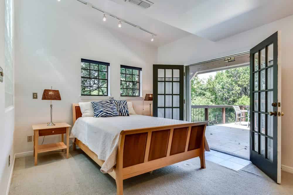 Basic House Cleaning image